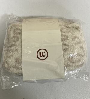 NEW Wantable Sleep Set And Bag In Beige
